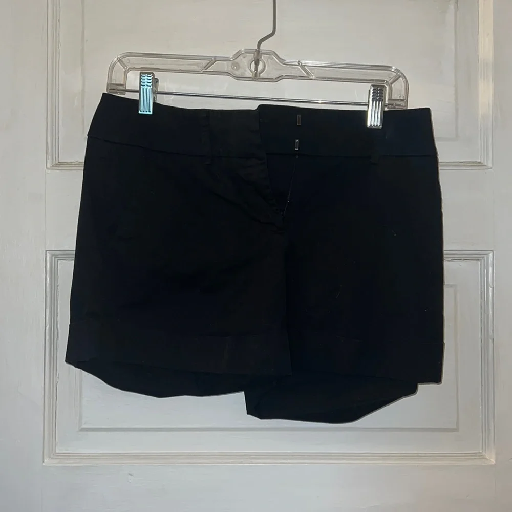 New York & Company Shorts - Picture 1 of 8